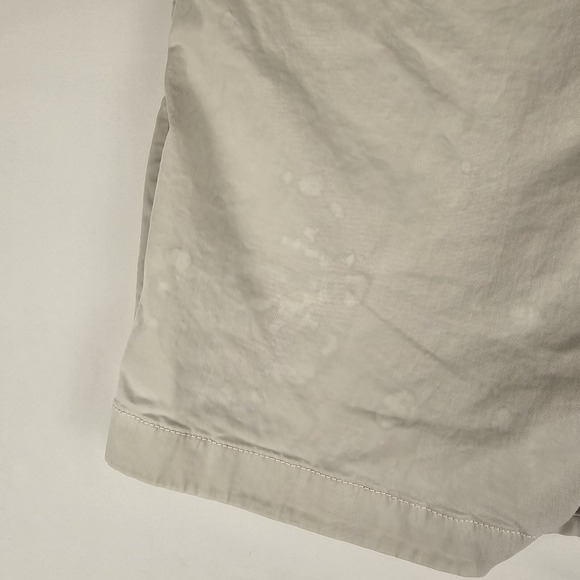 Peter Millar Crown Crafted Golf Shorts Stone Garment Dyed Size 36 STAINED - Picture 14 of 15